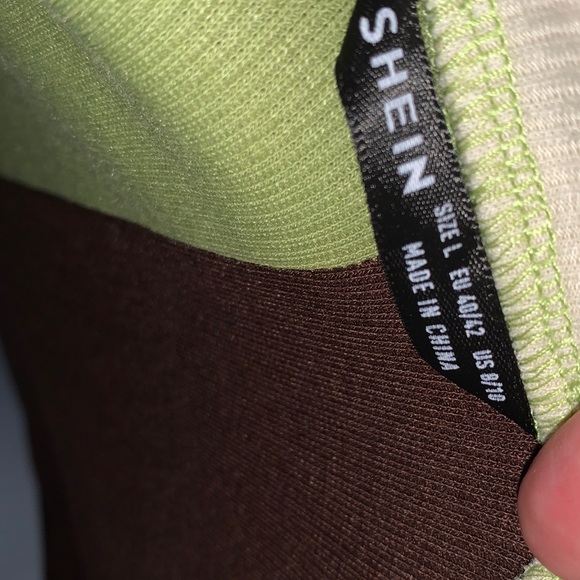 70s Style Cropped Tee - Picture 4 of 4